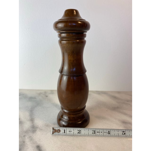 Wood Mid 20th Century Mid-Century Modern Tre Spade Italian Salt Shaker & Pepper Grinder For Sale - Image 7 of 8