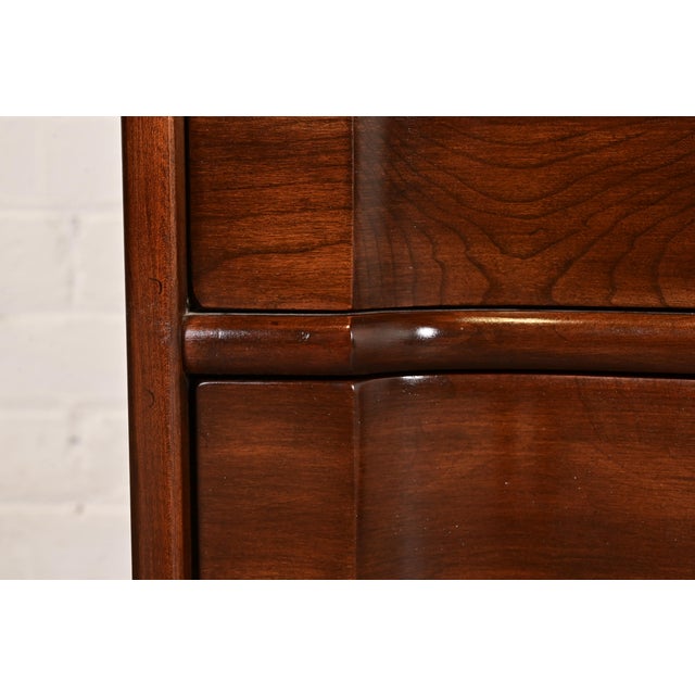 Harden Furniture Georgian Solid Cherry Wood Three-Drawer Bedside Chests, Pair For Sale - Image 11 of 15