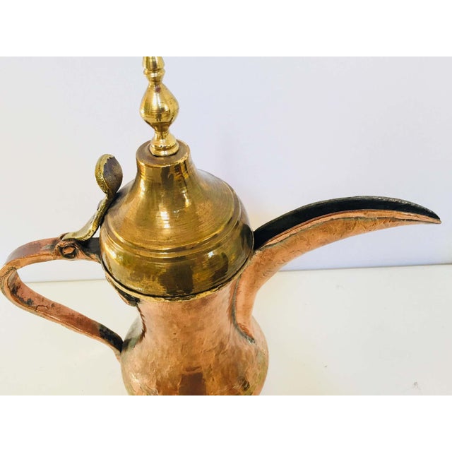 Metal Antique Dallah Coffee Pot, Hand-Hammered Copper & Brass, Oman, 1890 For Sale - Image 7 of 18