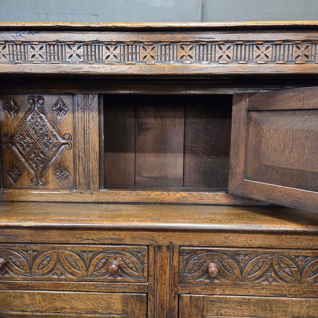 19th Century English Oak Carved Panel Jacobean 3 Door & 2 Drawer Court Cupboard With Bulbous Supports For Sale - Image 17 of 18