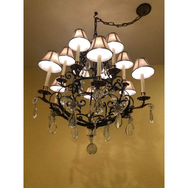 Traditional Vintage Traditional 12-Light Candle Style Tiered Chandelier W/Crystal & Gilt Metal Accents For Sale - Image 3 of 13