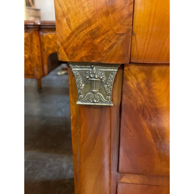 19th Century Austrian Empire Style Walnut Commode For Sale In Dallas - Image 6 of 10