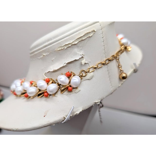 Trifari Vintage 1959 Signed Crown Trifari Faux-Pearl & Faux-Coral Collar Necklace For Sale - Image 4 of 10