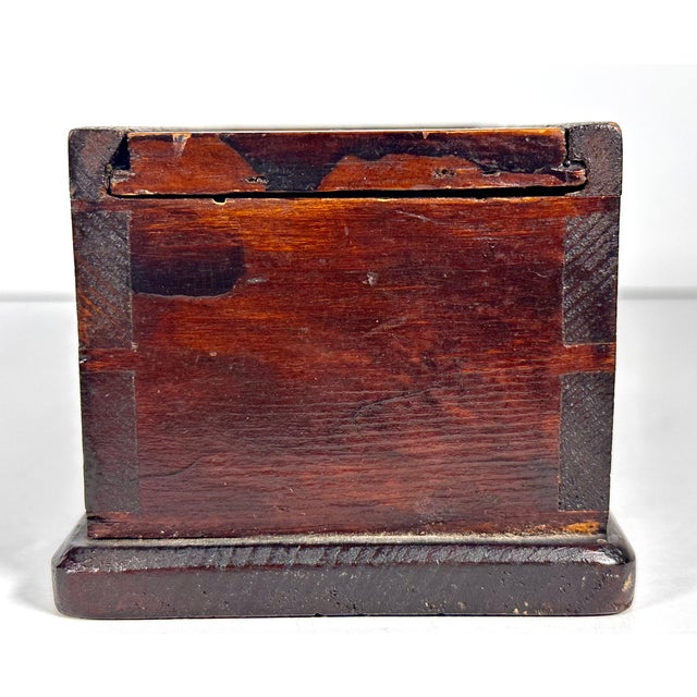 Early 19th Century 19th Century Early American Walnut Dovetail Slide Lid Candle Box For Sale - Image 5 of 16