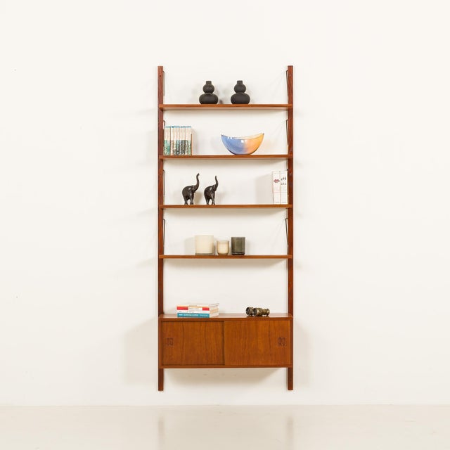 Poul Cadovius Danish Teak Shelving Unit in the style of Poul Cadovius, 1960s For Sale - Image 4 of 17