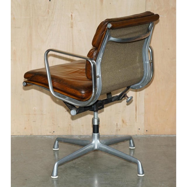 Chanel NYC Soft Pad Captain's Chair in Hand-Dyed Leather from Herman Miller, 1977 For Sale - Image 18 of 18