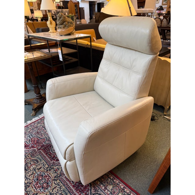 Design Plus Gallery presents the Essenza Ivory Norrell Life Power Lift Recliner in Large from Scandinavian Design. The...