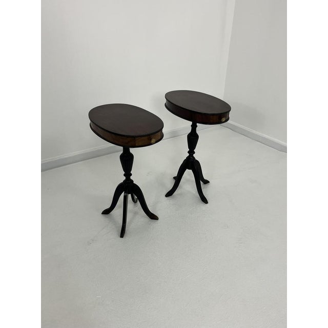 Mid-Century Modern Italian Oval Bedside Tables, 1960s, Set of 2 For Sale - Image 6 of 12