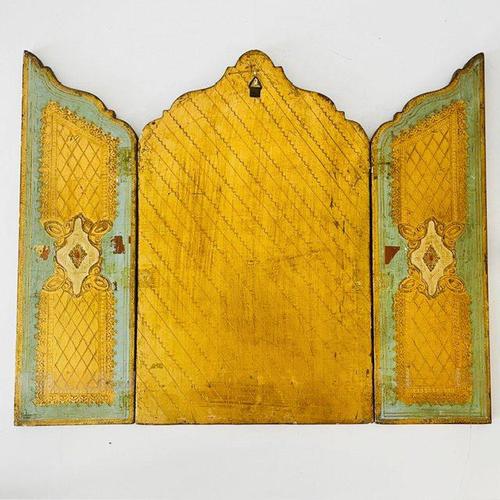 Wood Large Vintage Florentine Gilt Madonna Triptych, Italy, 1950s For Sale - Image 7 of 11