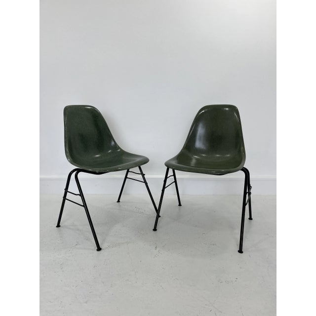 Fiberglass DSS Stacking Chairs by Ray & Charles Eames for Herman Miller, 1970 Set of 4 For Sale - Image 11 of 16