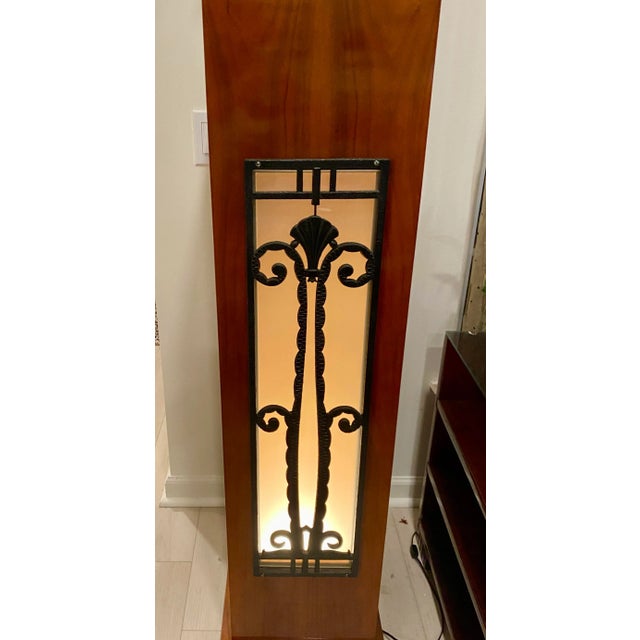 Art Deco 1940s Art Deco Mahogany Lighted Column, French Rod Iron Frosted Glass and Mahogany Wood Lighted Pedestal For Sale - Image 3 of 12