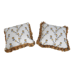 Pair Modern Design Quality Decorative Throw Pillows