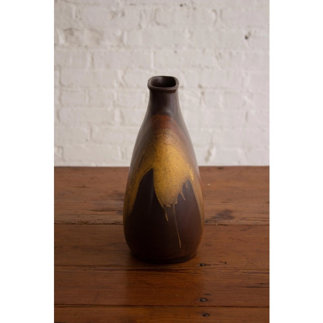 Royal Haeger “Earth Wrap” Flask Form Vase For Sale In New York - Image 6 of 13