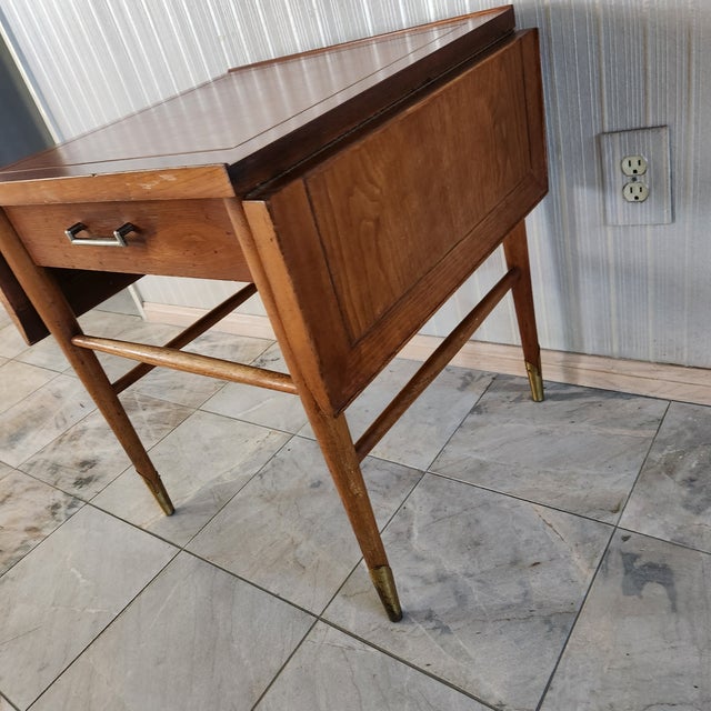 Mid-Century Modern 1950s Lane Copenhagen Drop Leaf Walnut Side Table Altavista Va For Sale - Image 3 of 12