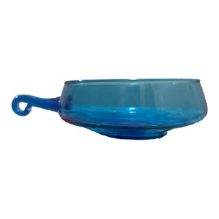 Vintage Mid-Century Modern Empoli Italian Hand-Blown Blue Art Glass Bowl With Curled Applied Handle For Sale
