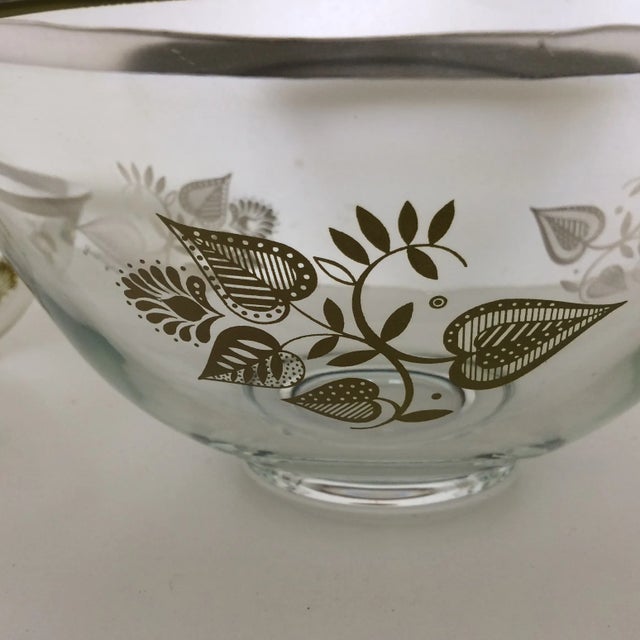 Transparent Georges Briard Chip and Dip Bowls - Set of 2 For Sale - Image 8 of 12