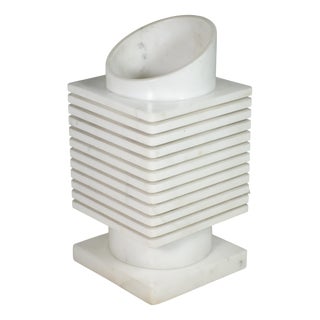 Modernist Italian White Carrara Marble Table Lamp, 1970s For Sale