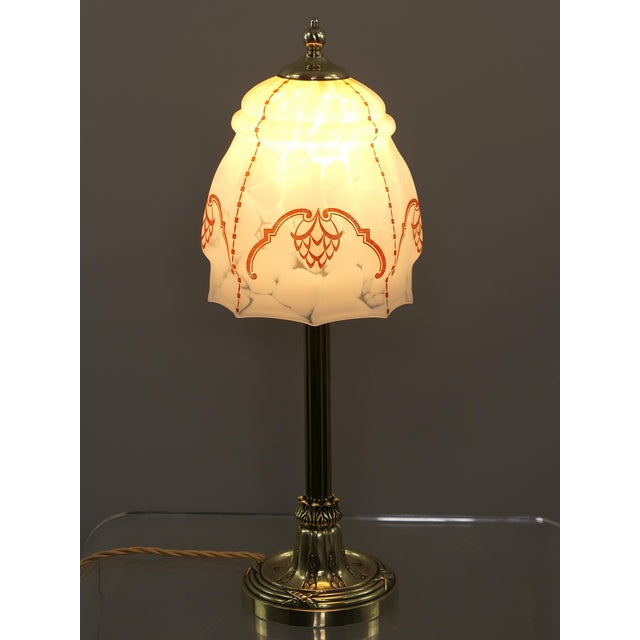 English Ladies Table Lamp in Brass, 1900s For Sale - Image 4 of 14