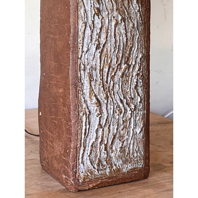 Mid-Century Modern 1960s Mid-Century Modern Textured Terracotta Lamp With Impeccable Maria Kipp Woven Shade For Sale - Image 3 of 11