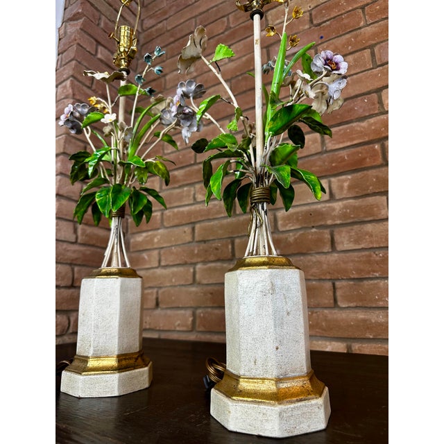1960s Pair of 1960s Italian Tole Floral Boutique Lamps For Sale - Image 5 of 12