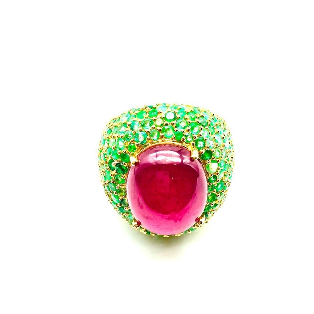 Gemstone Bochic "Orient" Vintage Ruby & Emerald Cocktail Ring Set In 18K Gold & Silver For Sale - Image 7 of 18