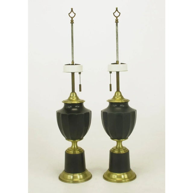 Neoclassical Lightolier Neoclassical Brass and Darkest Green Urn Form Table Lamps - a Pair For Sale - Image 3 of 9