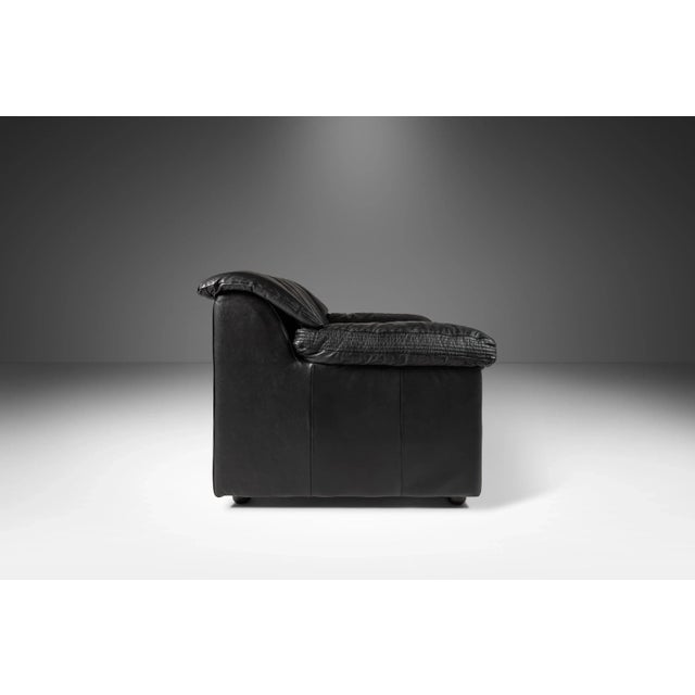 1990s Post Modern Four Seat Sofa & Matching Lounge Chair Set in Original Leather by Natuzzi Attributed to Pierluigi Cerri, Italy, C. 1990's For Sale - Image 5 of 12