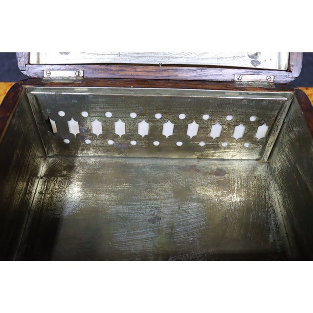 Victorian Quarter Sawn Oak Ormolu-Mounted Humidor For Sale - Image 9 of 13