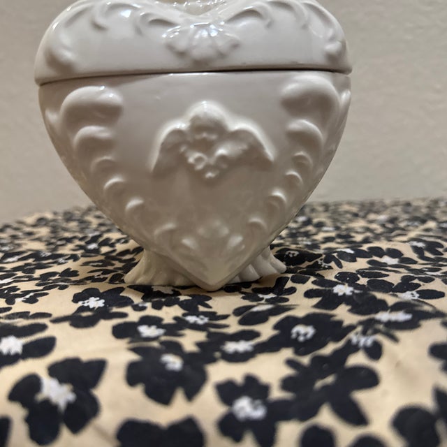 Vintage White Porcelain Cherub Heart Trinket Box For Sale - Image 4 of 9