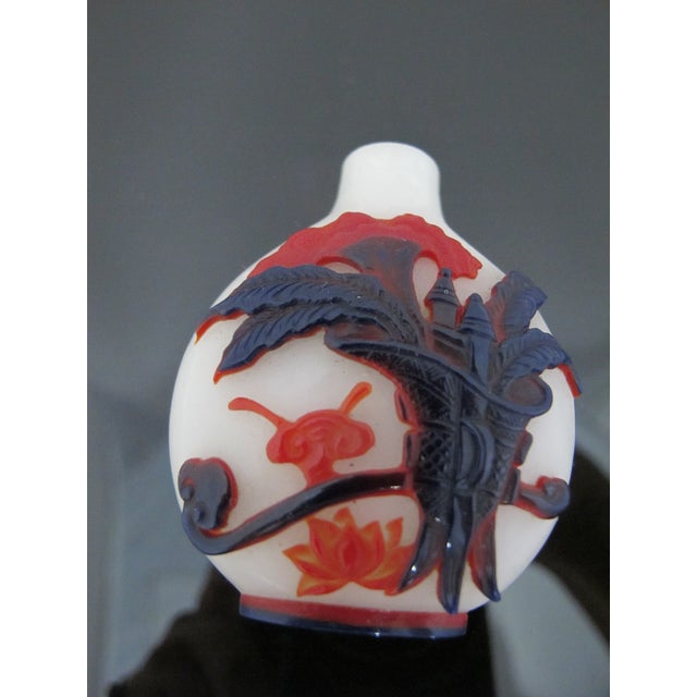 Chinese Ruyi Crab Lotus Carved Overlay Red & Blue Peking Glass Snuff Bottle For Sale - Image 10 of 11