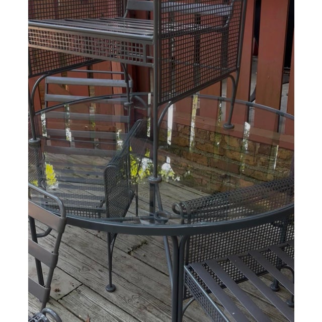Mid-Century Modern 1960s Woodard Sculptura Pool Side Dining Table Plus 4 Chairs, Attributed For Sale - Image 3 of 11
