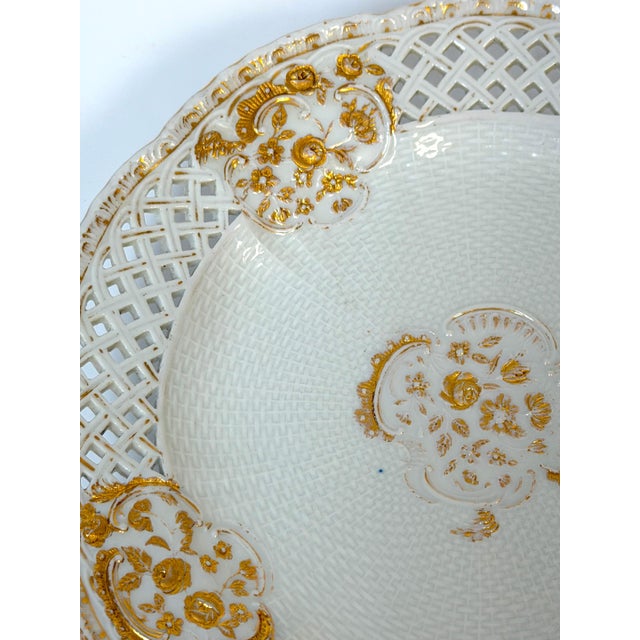 Meissen Porcelain Meissen Marcolini-Period Reticulated Porcelain Plate, Circa (1774–1814) For Sale - Image 4 of 18