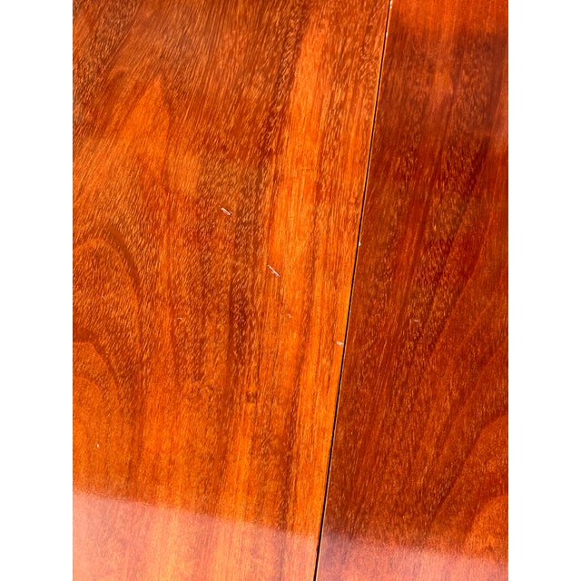 Late 20th Century Councill Craftsmen Georgian Banded Mahogany Double Pedestal Dining Table With 3 Leaves For Sale - Image 17 of 18
