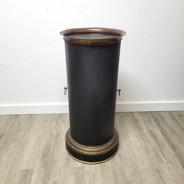 Black Rare English Regency Toleware Warming Tower With Copper Rim & Brass Hardware, C. 1820–1840 For Sale - Image 8 of 13