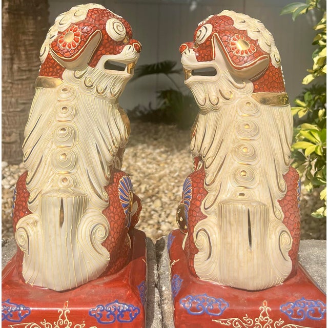 Ceramic Pair of Vintage Japanese Kutani Porcelain Foo Dog Statues For Sale - Image 7 of 12