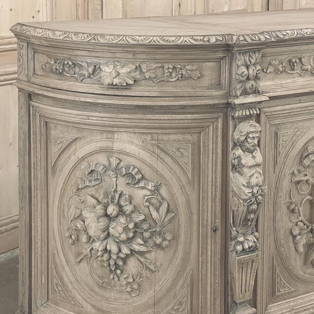 19th Century French Renaissance Revival Hunt Buffet For Sale - Image 18 of 18