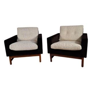 Vintage Lounge Chairs in Hermès Velvet and Linen Bouclé, Set of 2 For Sale