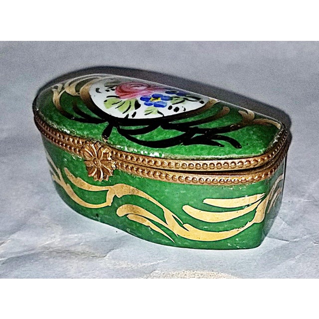 French 1950s Limoges Porcelain Trinket Box For Sale - Image 3 of 8