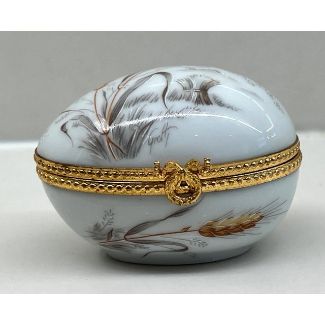 French Early 20th Century Limoges Egg Shape Box For Sale - Image 3 of 8