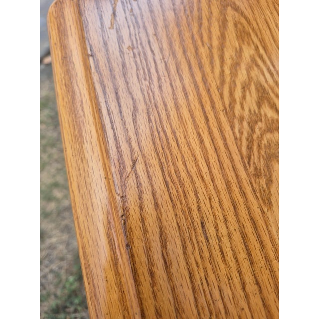 Late 20th Century Vintage Country French Pennsylvania House Solid Oak 3-Drawer Bombe Nightstand / Bachelor's Chest For Sale - Image 5 of 9