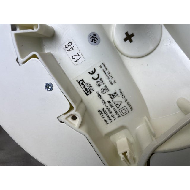 Large Flush Mount Wall in White Glass by Irma Bermudez for Ikea, 1990s For Sale - Image 10 of 11