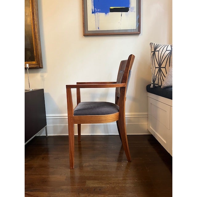 2010s Set of 8 Thomas Moser Harpswell Dining Chairs in Walnut | 6 Side + 2 Arm | Signed 2016 For Sale - Image 5 of 11