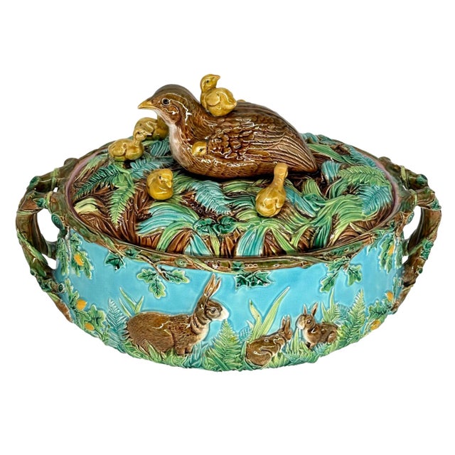 Victorian A George Jones Majolica Game Tureen With a Quail and Her Chicks, English, 1874 For Sale - Image 3 of 12