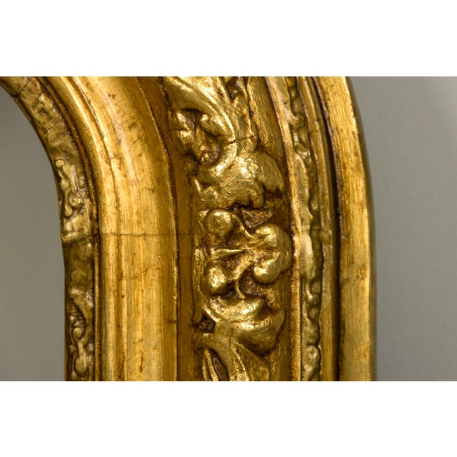 Mid-19th Century Restored French Louis Philippe Giltwood Mirror For Sale - Image 12 of 18