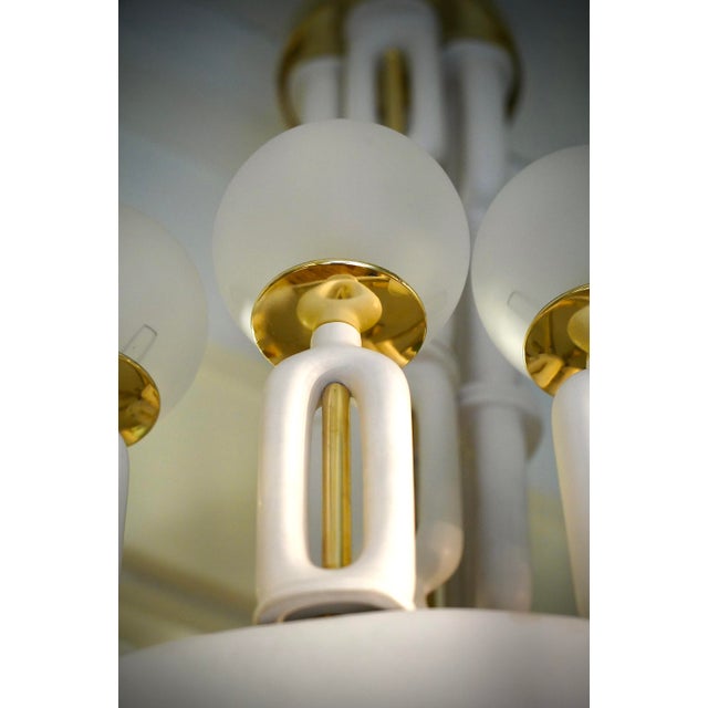 Murano Art Glass Brass and Ceramic Chandelier, 1950 For Sale - Image 4 of 11
