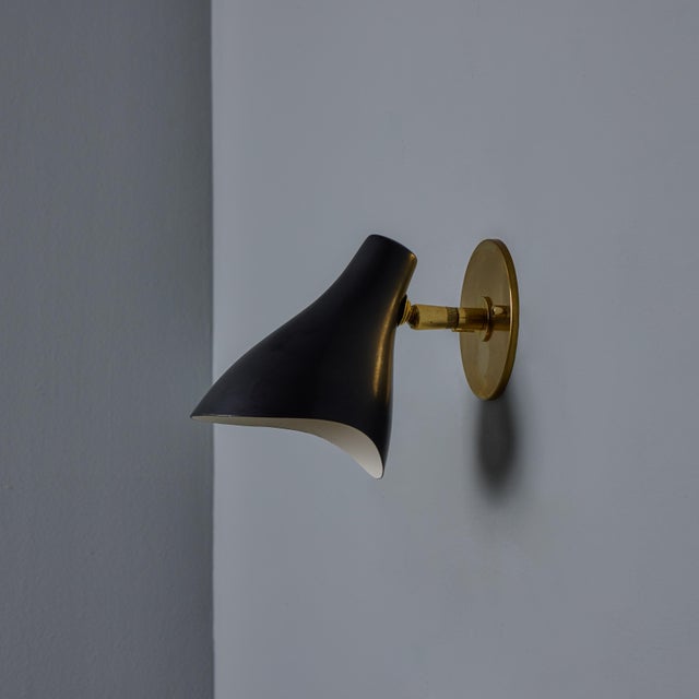 Mid-Century Modern 1950s Gino Sarfatti Model #10 Sconce for Arteluce in Black For Sale - Image 3 of 12
