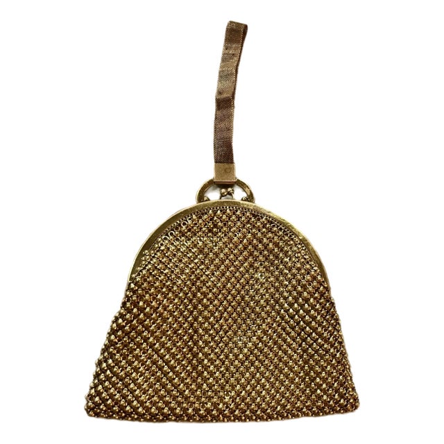 1920s Whiting & Davis Gold Beaded Bag With Mesh Wristlet For Sale
