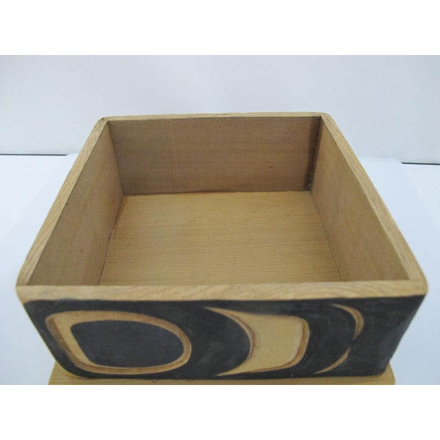 Mid 20th Century Nw Coast American Native Alaska Eagle Carved Bentwood Box With Lid For Sale - Image 5 of 11