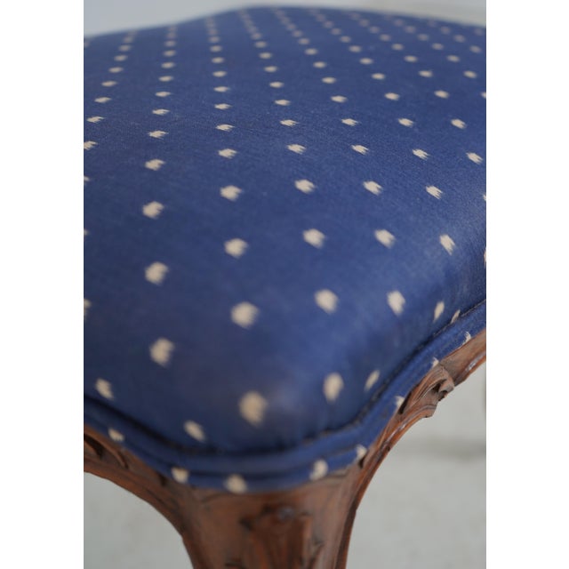 1980s Louis XV French Style Carved Footstool W. Upholstered Seat For Sale - Image 5 of 12