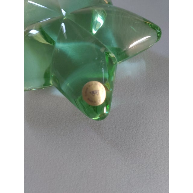 Green Lead Crystal Star Paper Weight For Sale - Image 4 of 4